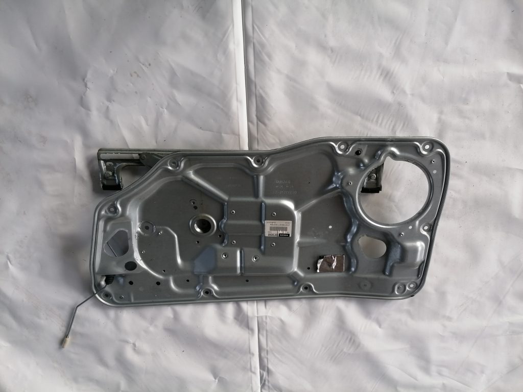 Stikla pacelšanas mehānisma panele priekš VOLVO S80 2007 GREY 1 Stikla pacelšanas mehānisma panele priekš VOLVO S80 2007 GREY