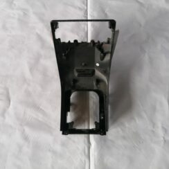 Centrālās konsoles iekšējā plastmasa priekš VOLVO S80 2007 GREY