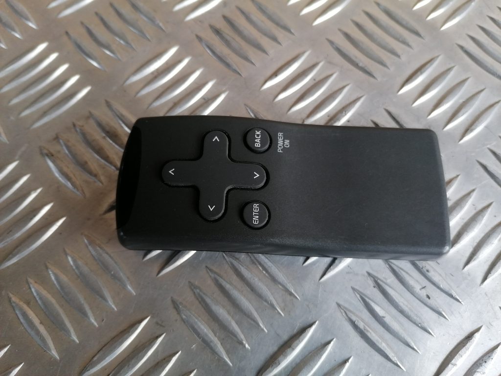 Navigācijas vadības pults priekš VOLVO S80 2007 GREY 2 Navigācijas vadības pults priekš VOLVO S80 2007 GREY