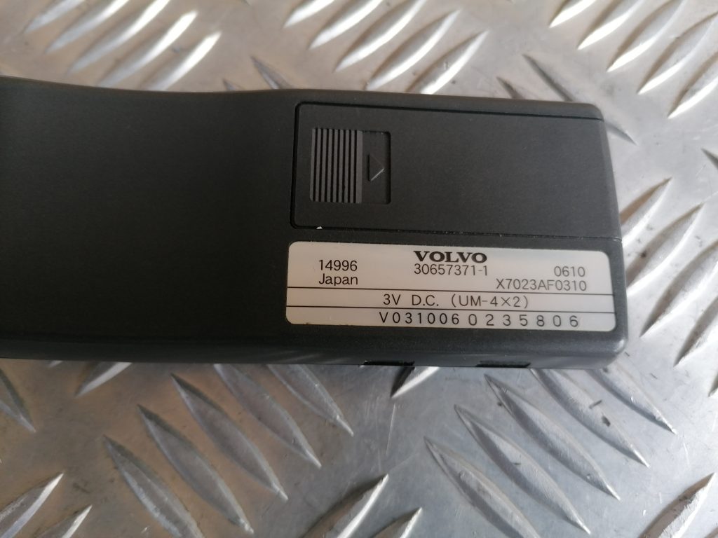 Navigācijas vadības pults priekš VOLVO S80 2007 GREY 3 Navigācijas vadības pults priekš VOLVO S80 2007 GREY