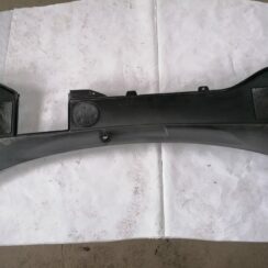 Vējstikla uzlikas (deflektora) režģis priekš VOLVO S80 2007 GREY