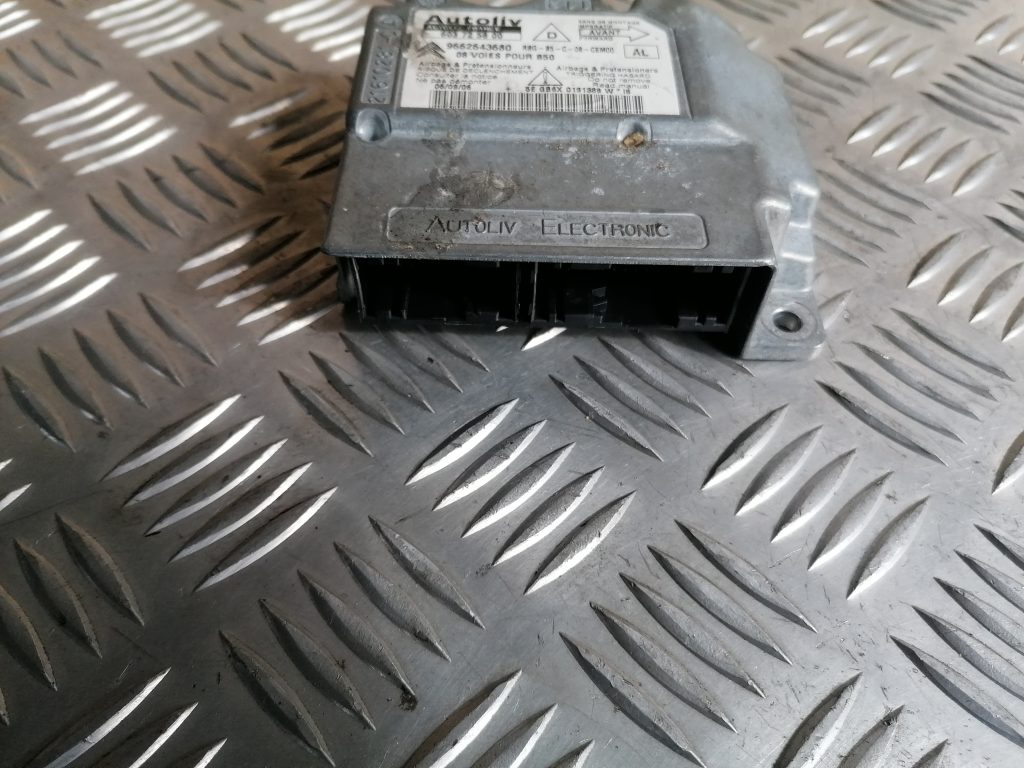 Drošības spilvena vadības bloks priekš CITROEN C4 2006 3 Drošības spilvena vadības bloks priekš CITROEN C4 2006