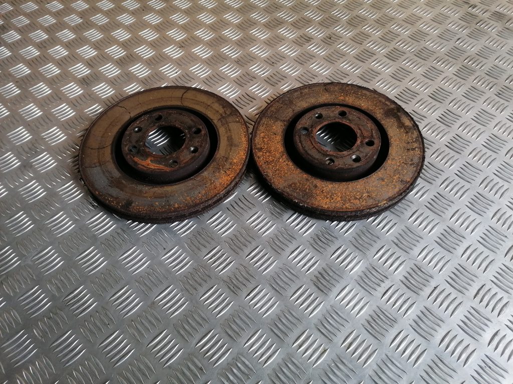 Priekšējie bremžu diski priekš CITROEN C4 2006