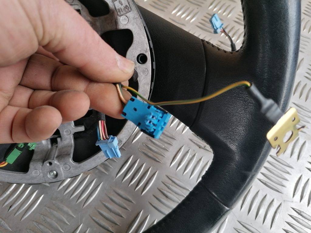 Stūre priekš CITROEN C4 2006 4 Stūre priekš CITROEN C4 2006