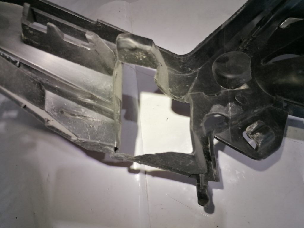 Bufera reste priekš Citroen C4 2011-2016 9687946280 3 Bufera reste priekš Citroen C4 2011-2016 9687946280