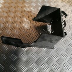 Akumulatora pamatnes kronšteins priekš VOLVO C30 2008 TURQUOISE