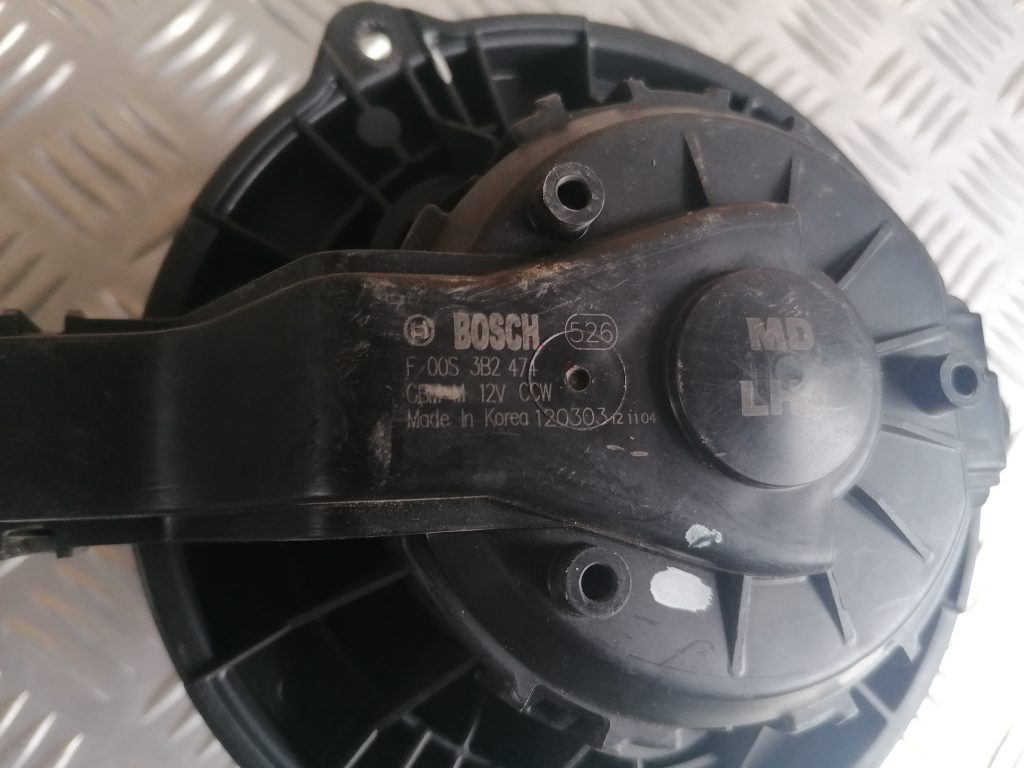 Salona ventilators priekš HYUNDAI I30 2012 4 Salona ventilators priekš HYUNDAI I30 2012