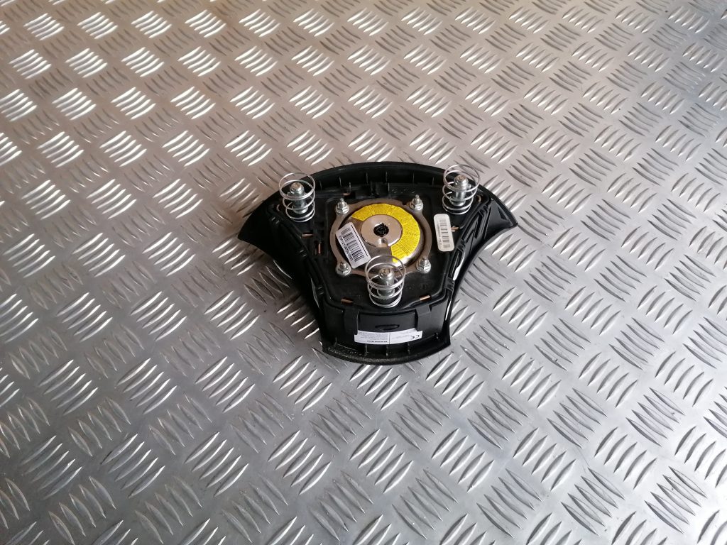 Stūres drošības spilvens priekš HYUNDAI I30 2012 2 Stūres drošības spilvens priekš HYUNDAI I30 2012