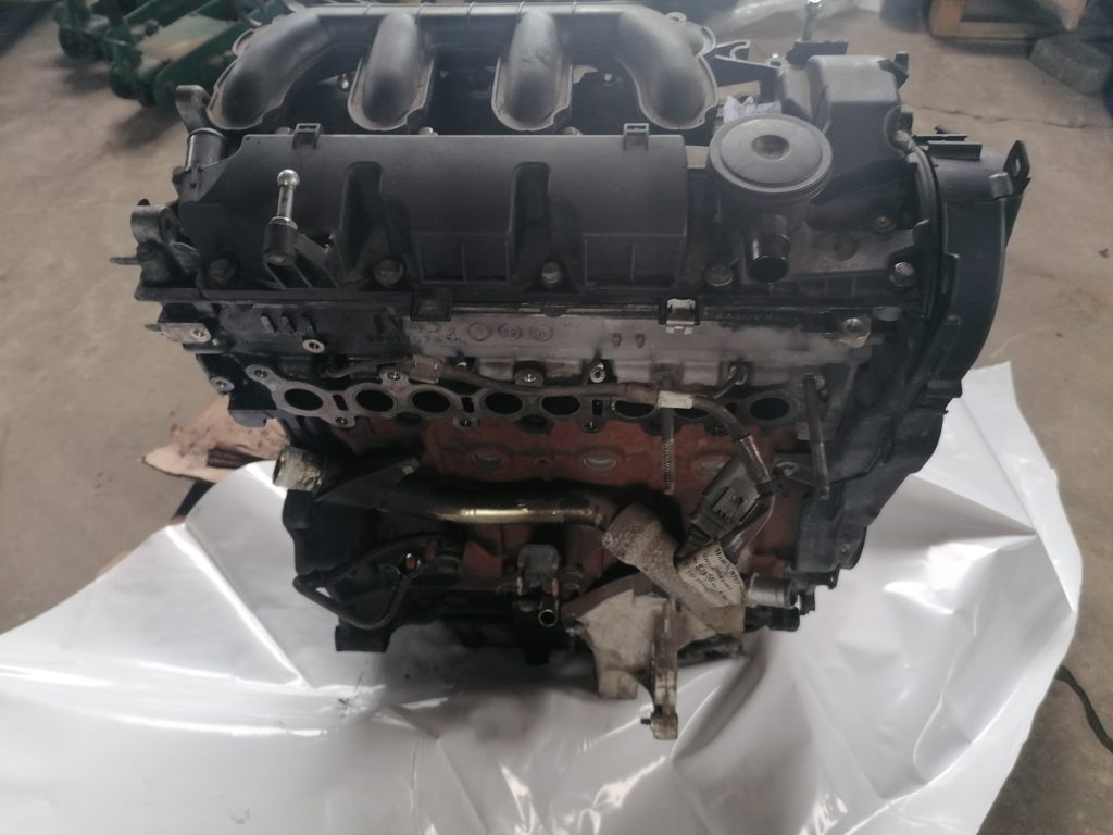 Dzinējs priekš CITROEN PICASSO 2007