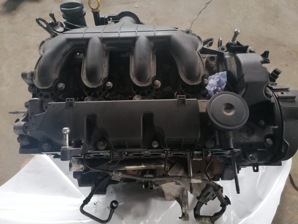 Dzinējs priekš CITROEN PICASSO 2007