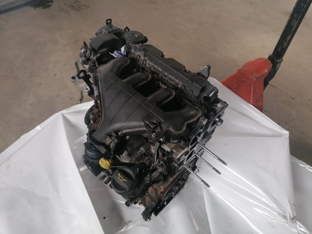 Dzinējs priekš CITROEN PICASSO 2007