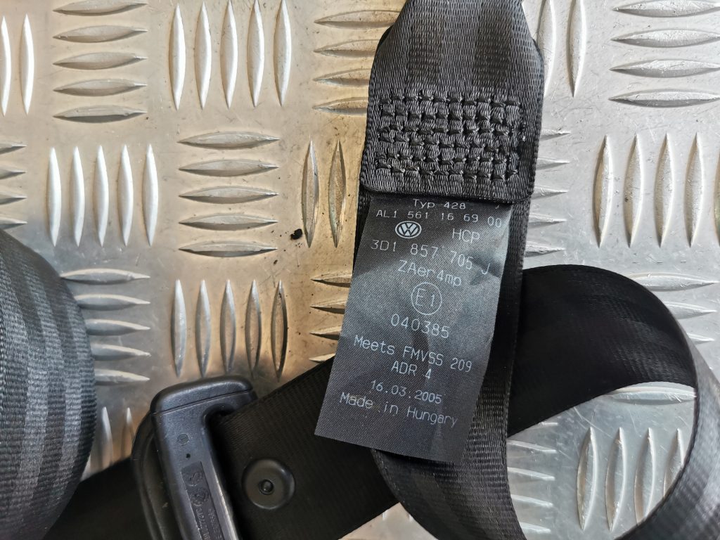Priekšējā kreisā drošības josta priekš VW PHAETON 2005 3 Priekšējā kreisā drošības josta priekš VW PHAETON 2005