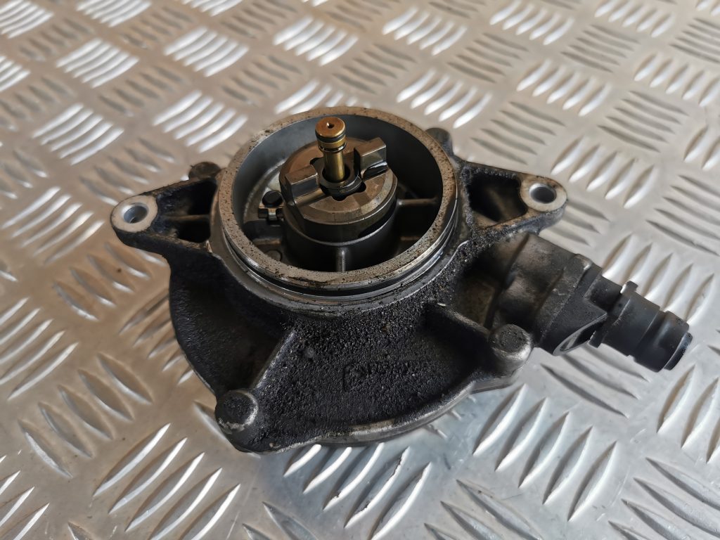 Vakuuma sūknis priekš VW PHAETON 2005 2 Vakuuma sūknis priekš VW PHAETON 2005