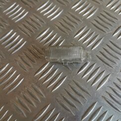 Apgaismojums durvju apdarē priekš VW PHAETON 2005