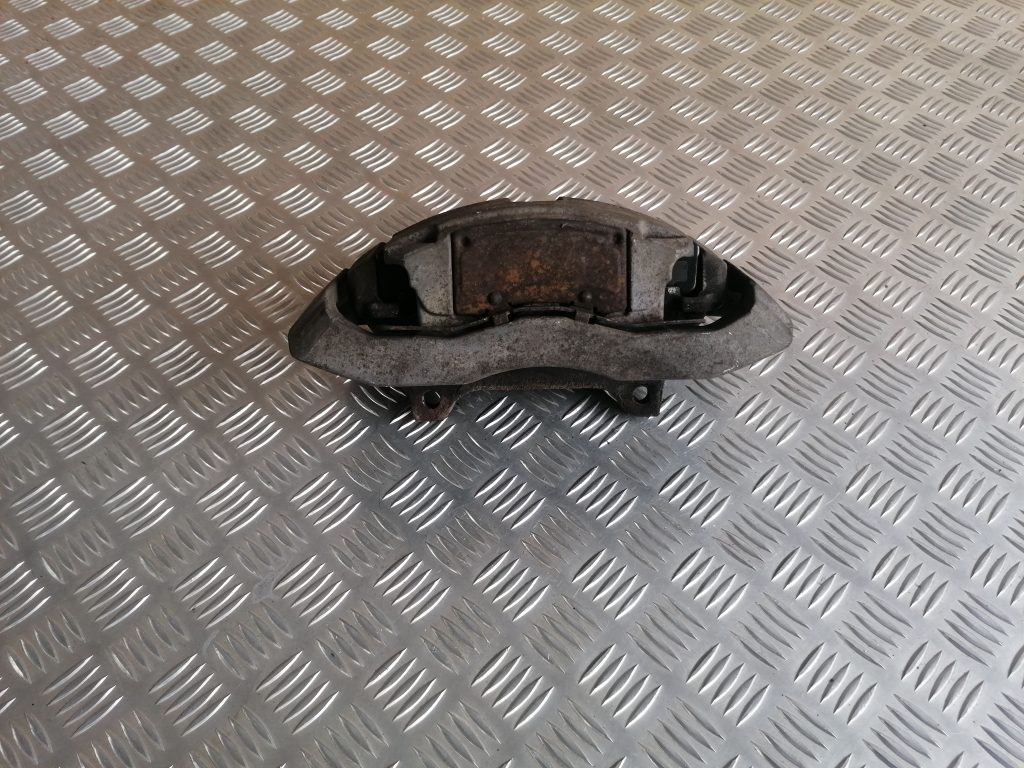 Priekšējais kreisais suports priekš VW PHAETON 2005 2 Priekšējais kreisais suports priekš VW PHAETON 2005