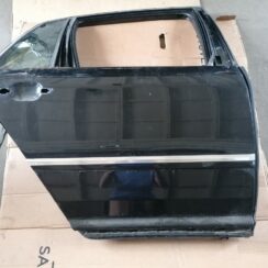 Aizmugurējās labās durvis priekš VW PHAETON 2005