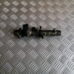 Degvielas sadales caurule priekš VW PHAETON 2005