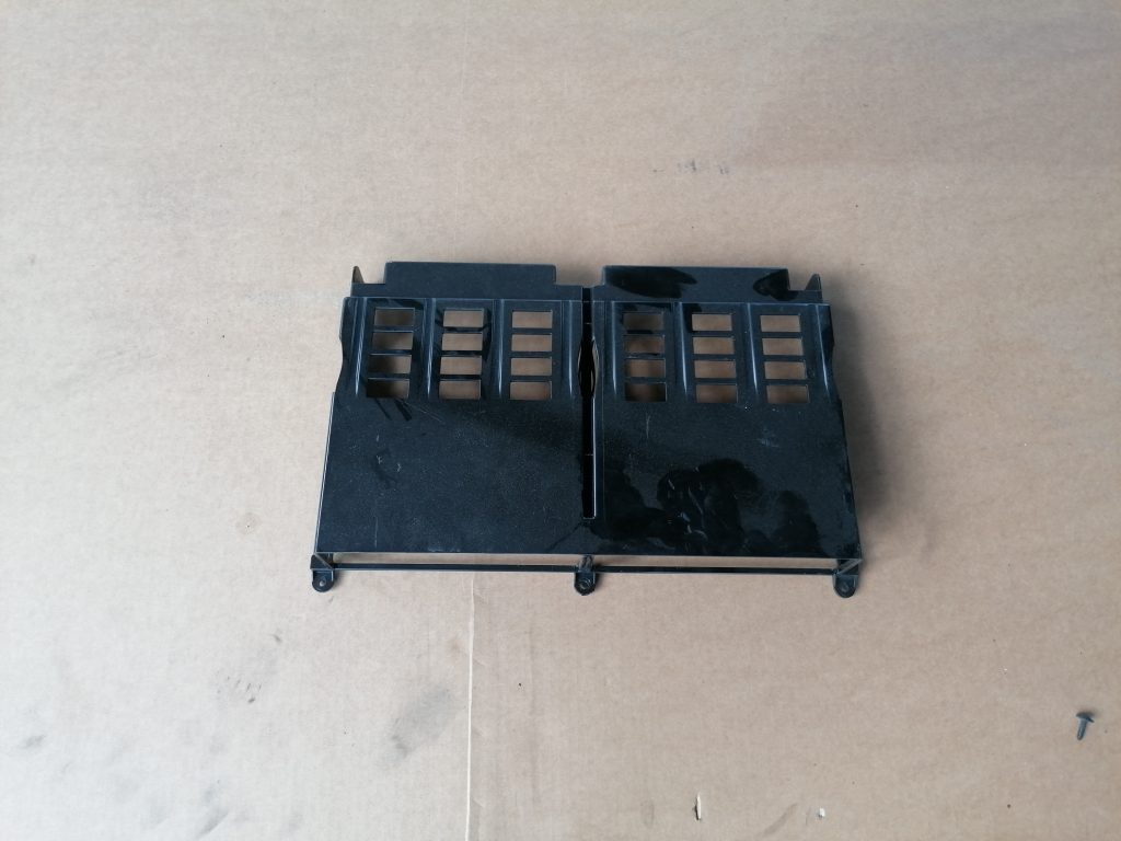 Salona plastmasa priekš VW PHAETON 2005 1 Salona plastmasa priekš VW PHAETON 2005