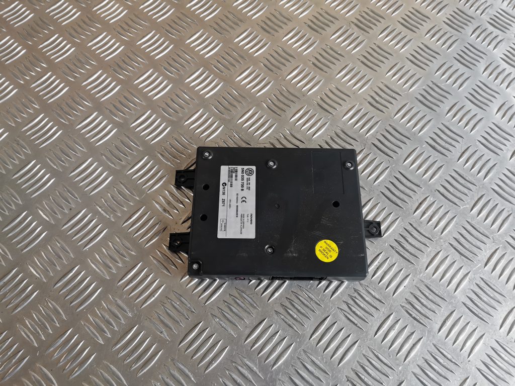 Bluetooth vadības bloks priekš VW PASSAT CC 2009 2 Bluetooth vadības bloks priekš VW PASSAT CC 2009