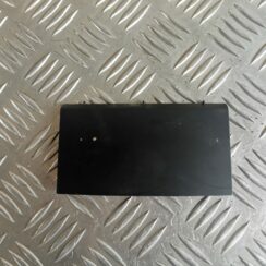 Centrālās konsoles nodalījuma žalūzija/vāciņš priekš VW PASSAT CC 2009