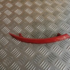 Aizmugurējais atstarotājs priekš VW PASSAT CC 2009