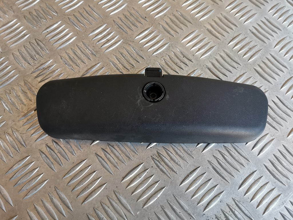 Salona atpakaļskata spogulis priekš AUDI A6 1998