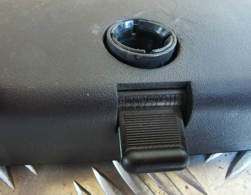 Salona atpakaļskata spogulis priekš AUDI A6 1998