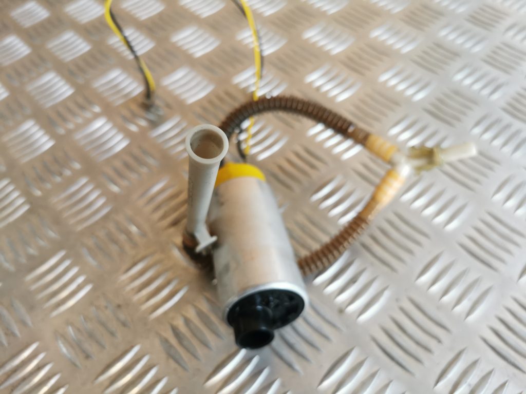 Degvielas tvertnes sūknis priekš AUDI A6 1998 3 Degvielas tvertnes sūknis priekš AUDI A6 1998