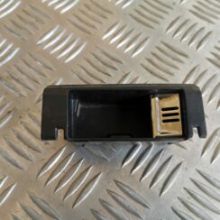 Pelnu trauks priekš AUDI A6 1998