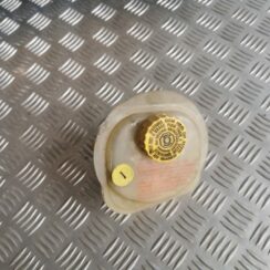 Bremžu šķidruma tvertne priekš AUDI A6 1998