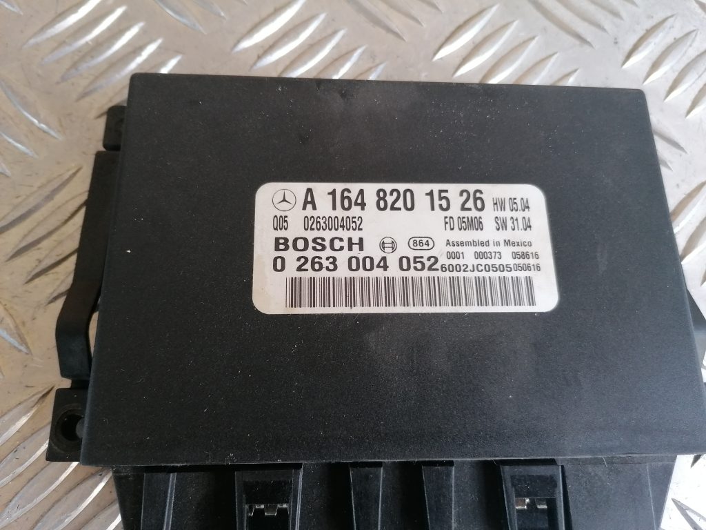 Parkošanās devēju vadības bloks priekš MERCEDES BENZ ML320 2005 BLACK