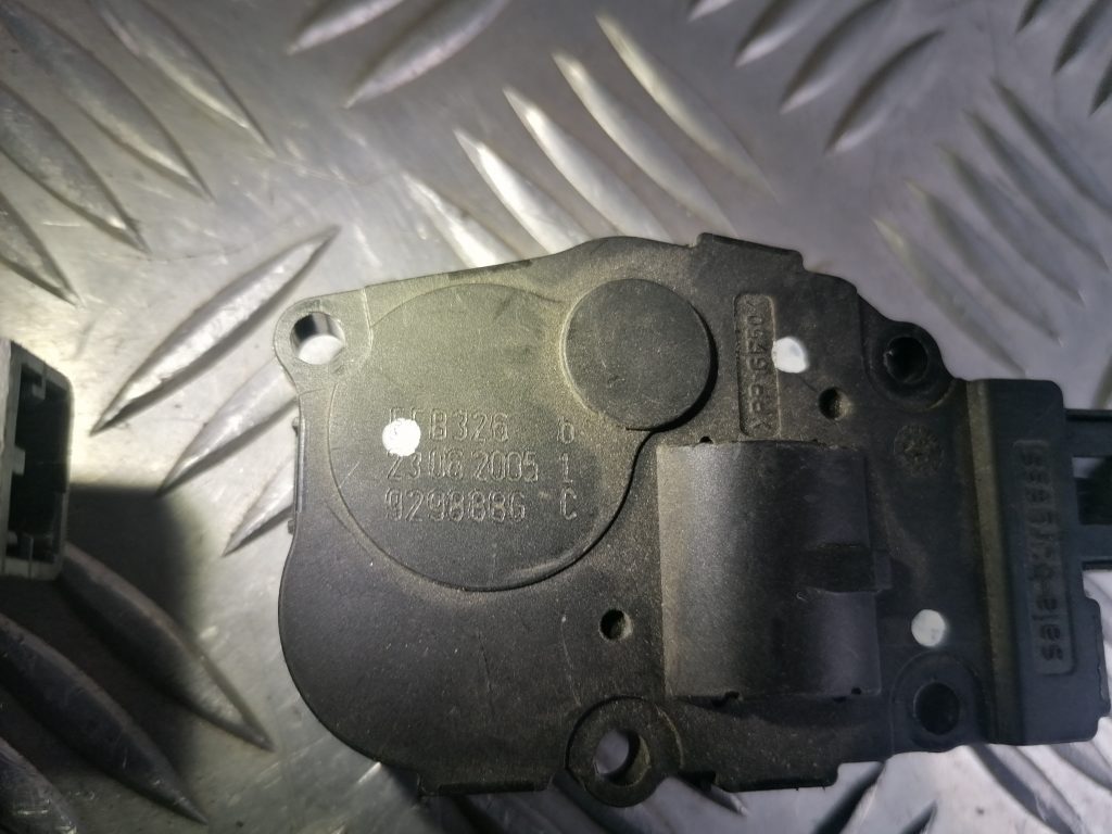 Apsildes sistēmas aktuators priekš MERCEDES BENZ ML320 2005 BLACK