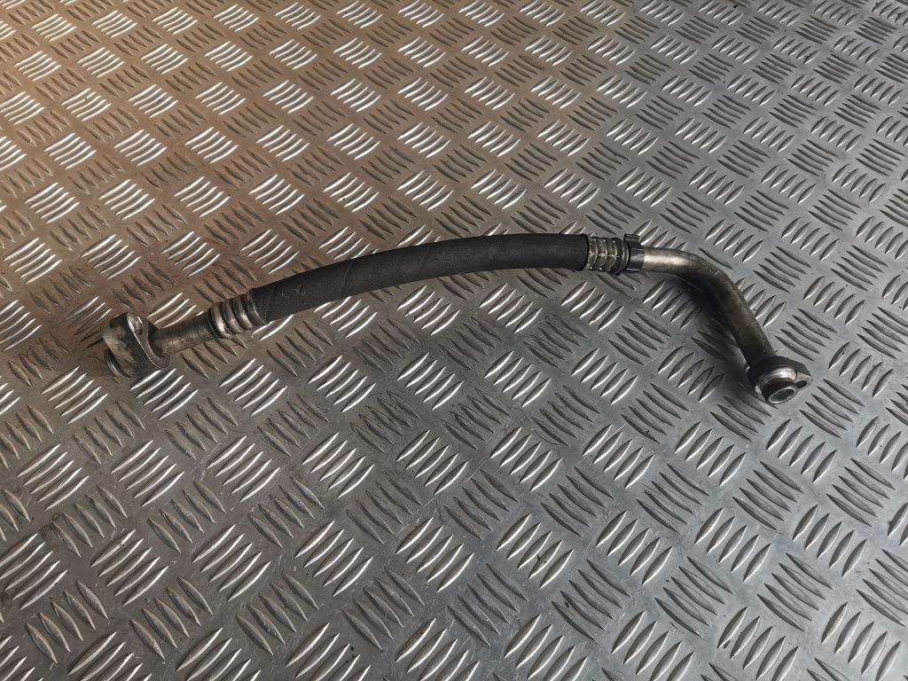 Gaisa kondicioniera caurule priekš MERCEDES BENZ ML320 2005 BLACK 2 Gaisa kondicioniera caurule priekš MERCEDES BENZ ML320 2005 BLACK