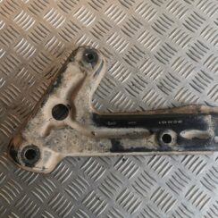 Priekšēja riteņa arkas stiprinājums priekš MERCEDES BENZ ML320 2005 BLACK