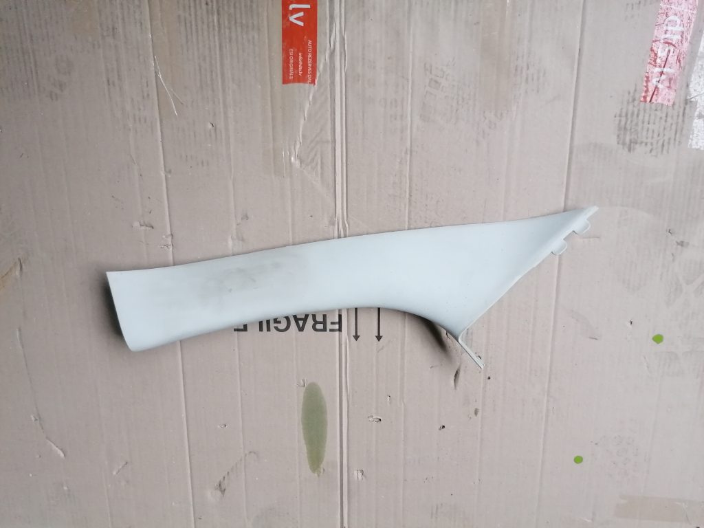 Priekšējas salona statnes apdare priekš DODGE JOURNEY 2008 1 Priekšējas salona statnes apdare priekš DODGE JOURNEY 2008