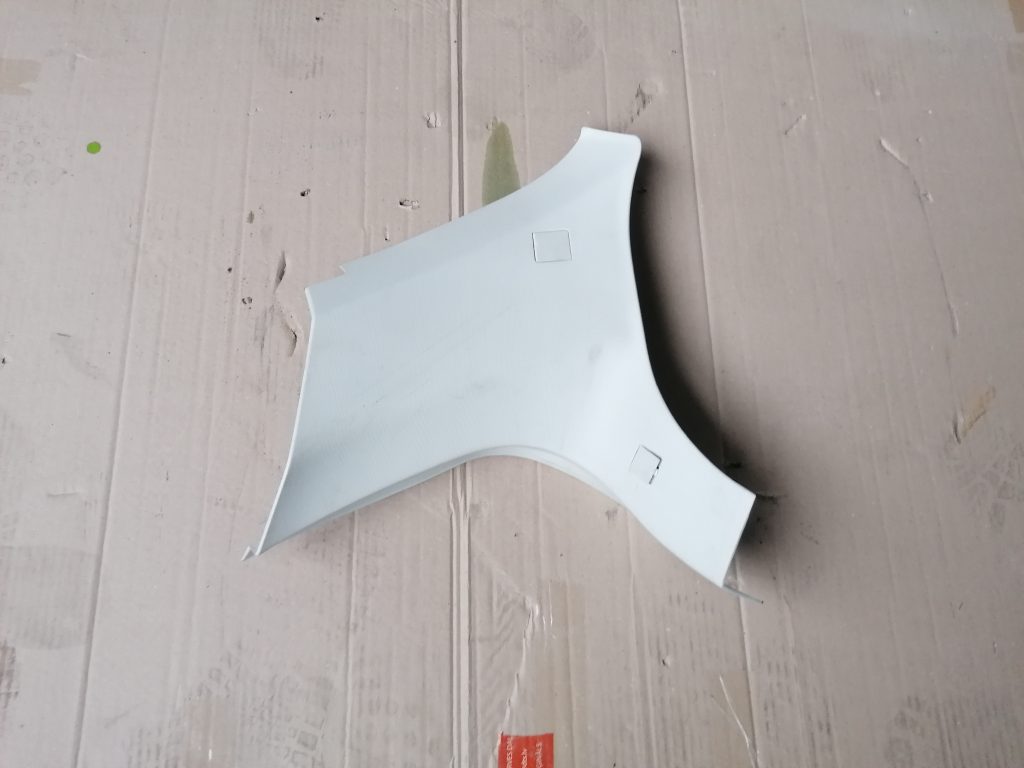 Bagažnieka nodalījuma statnes apdare priekš DODGE JOURNEY 2008