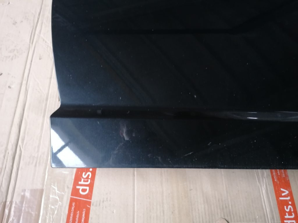 Priekšējās kreisās durvis priekš DODGE JOURNEY 2008 2 Priekšējās kreisās durvis priekš DODGE JOURNEY 2008