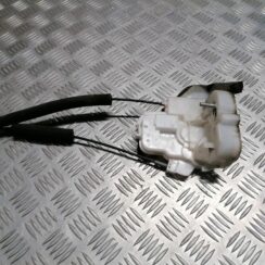 Aizmugurējo kreiso durvju slēdzene priekš SUBARU LEGACY 2011