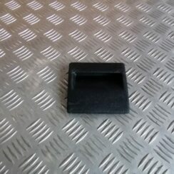 Mērinstrumentu paneļa apdare (zem stūres) priekš SUBARU LEGACY 2011