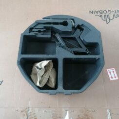 Instrumentu komplekts priekš SUBARU LEGACY 2011