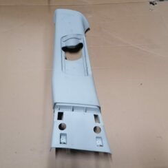 Vidējas salona statnes apdare priekš SUBARU LEGACY 2011