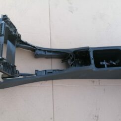 Centrālās konsoles apdares lielākā daļa priekš MERCEDES BENZ CLS 320 2005