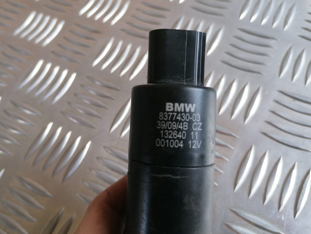 Mazgātāja šķidruma sūknis priekš BMW 1 E87 2009 WHITE