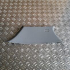 Bagažnieka nodalījuma statnes apdare priekš BMW 1 E87 2009 WHITE