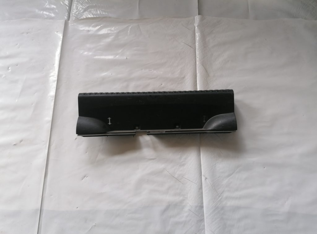 Bagažnieka nodalījuma sliekšņa uzlika priekš BMW 1 E87 2009 WHITE