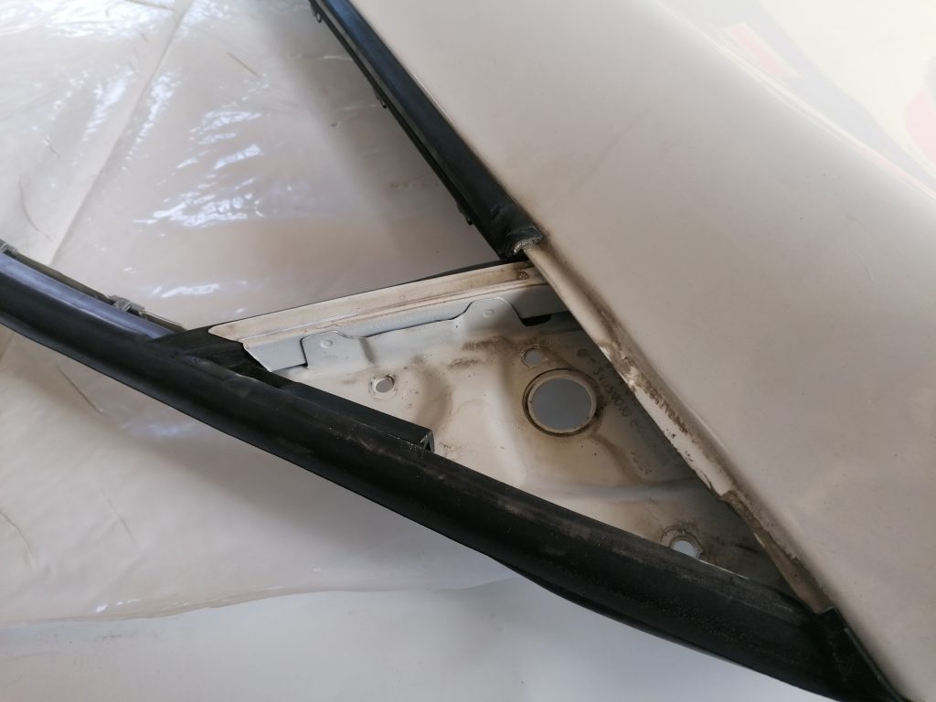 Priekšējās kreisās durvis priekš BMW 1 E87 2009 WHITE