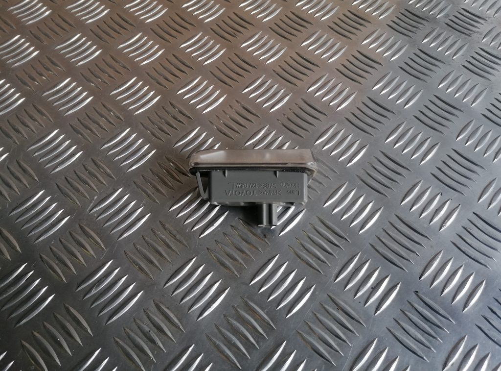 Numura zīmes apgaismojums priekš LEXUS IS250 2007