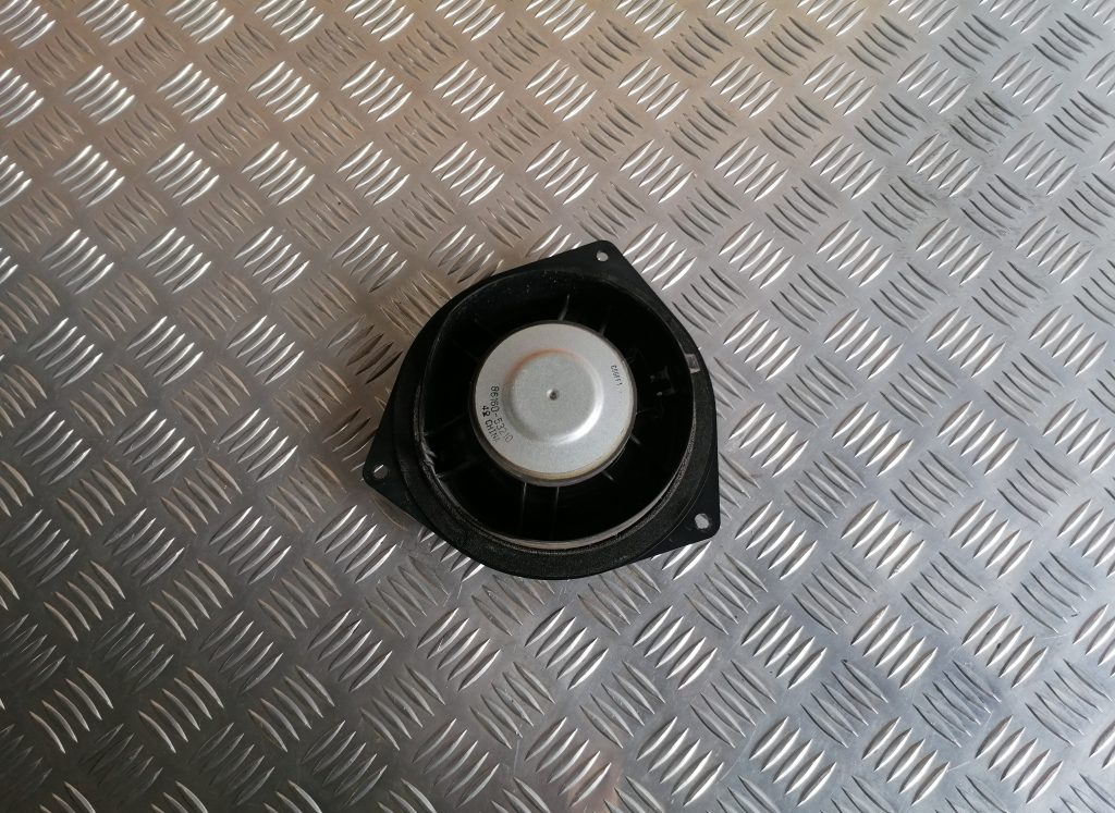 Durvju skaļrunis, apakšā priekš LEXUS IS250 2007 3 Durvju skaļrunis, apakšā priekš LEXUS IS250 2007