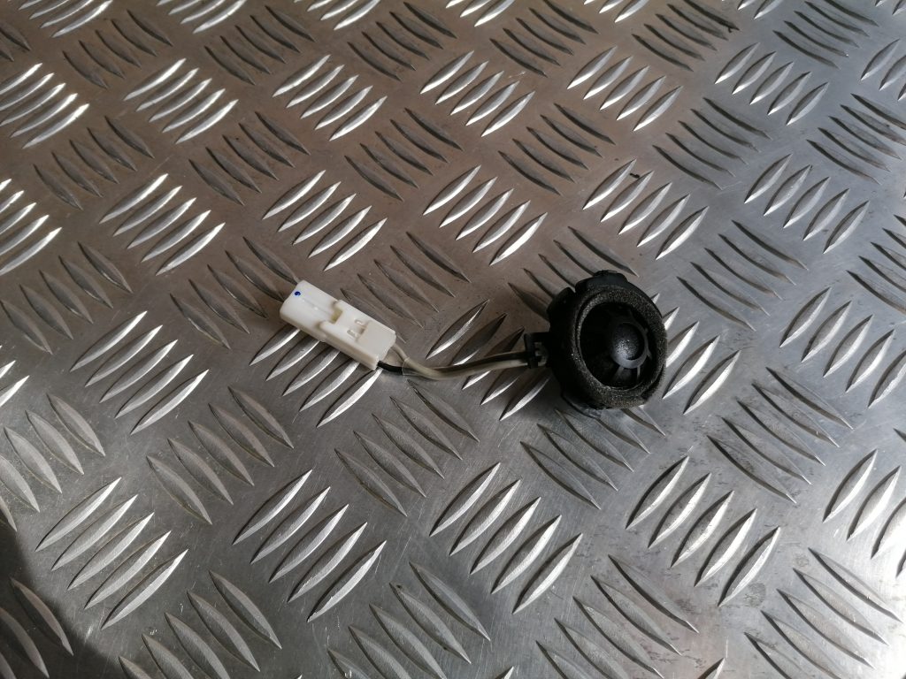 Durvju skaļrunis, augšā priekš LEXUS IS250 2007 1 Durvju skaļrunis, augšā priekš LEXUS IS250 2007