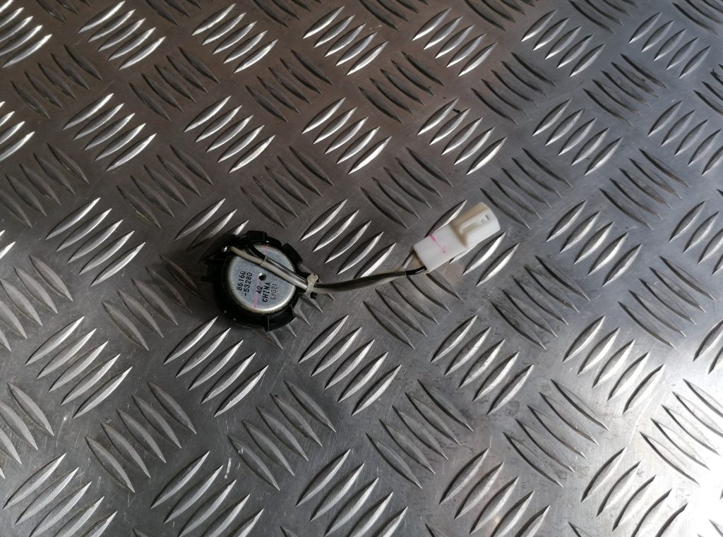 Durvju skaļrunis, augšā priekš LEXUS IS250 2007 2 Durvju skaļrunis, augšā priekš LEXUS IS250 2007